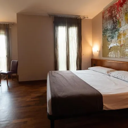 Querini Budget&business 4*