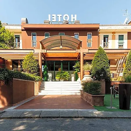 Hotel Querini Essential Business